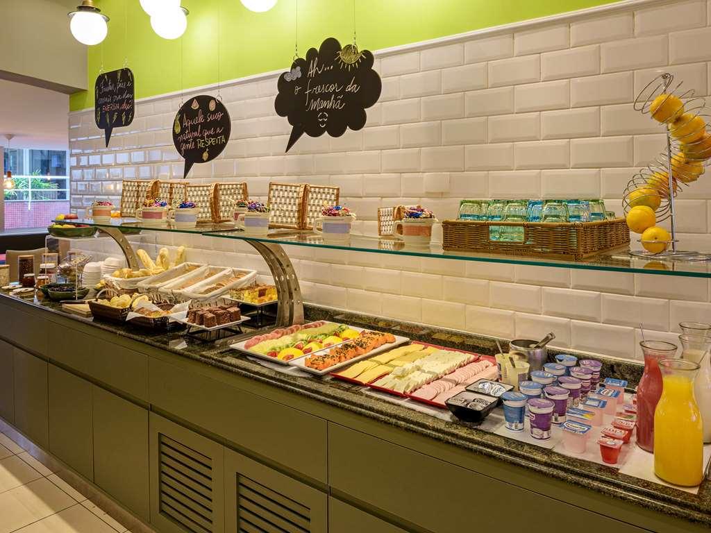 Ibis Styles Curitiba Centro Civico Hotel Restaurant photo