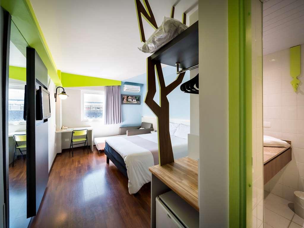 Ibis Styles Curitiba Centro Civico Hotel Room photo