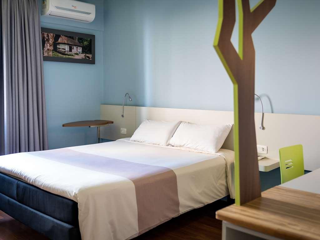 Ibis Styles Curitiba Centro Civico Hotel Room photo
