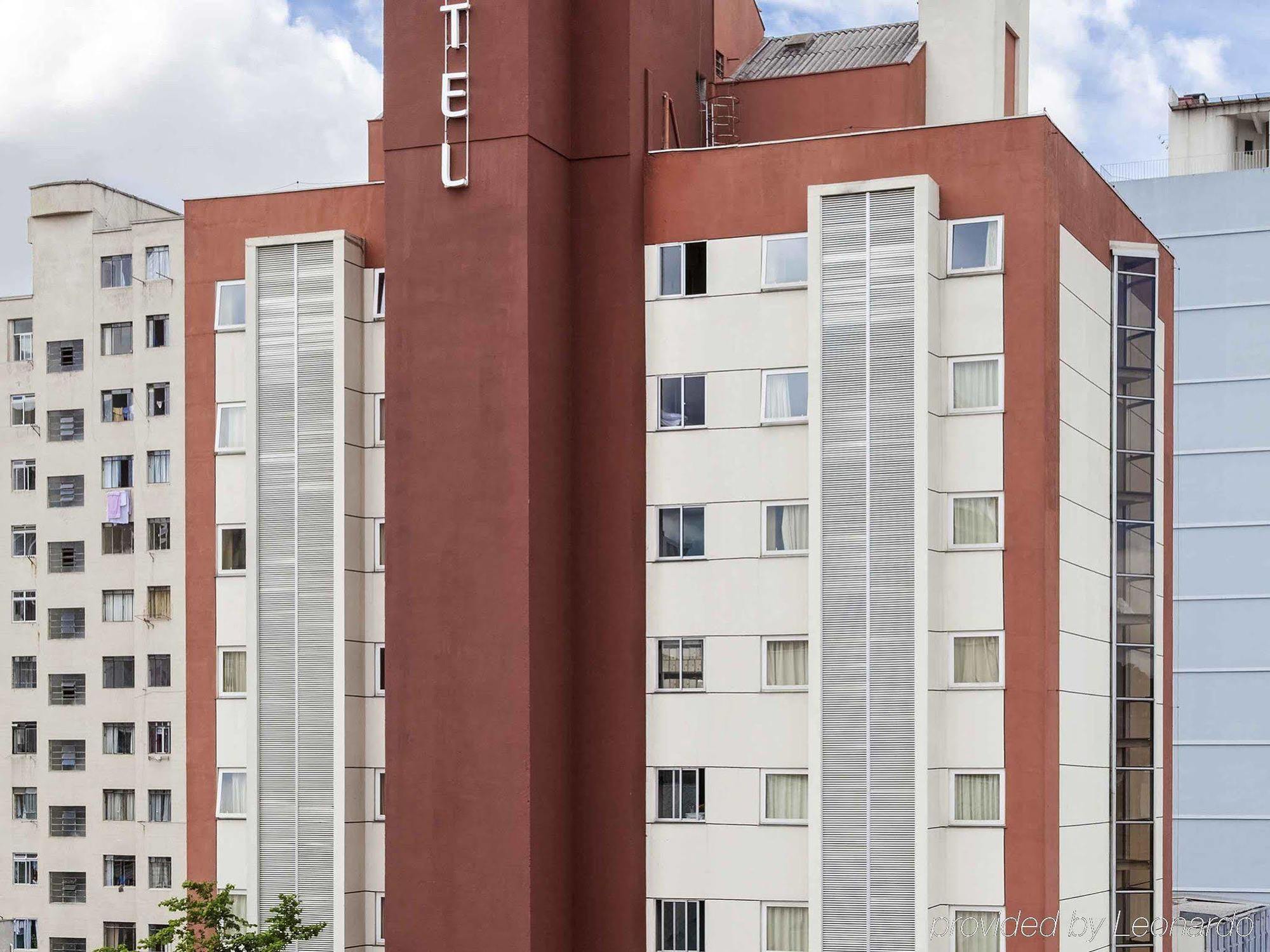 Ibis Styles Curitiba Centro Civico Hotel Exterior photo